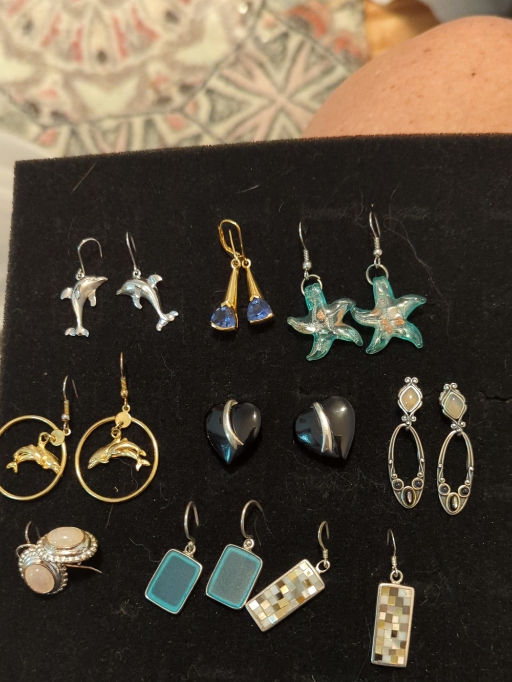 Lot Of Earrings.
